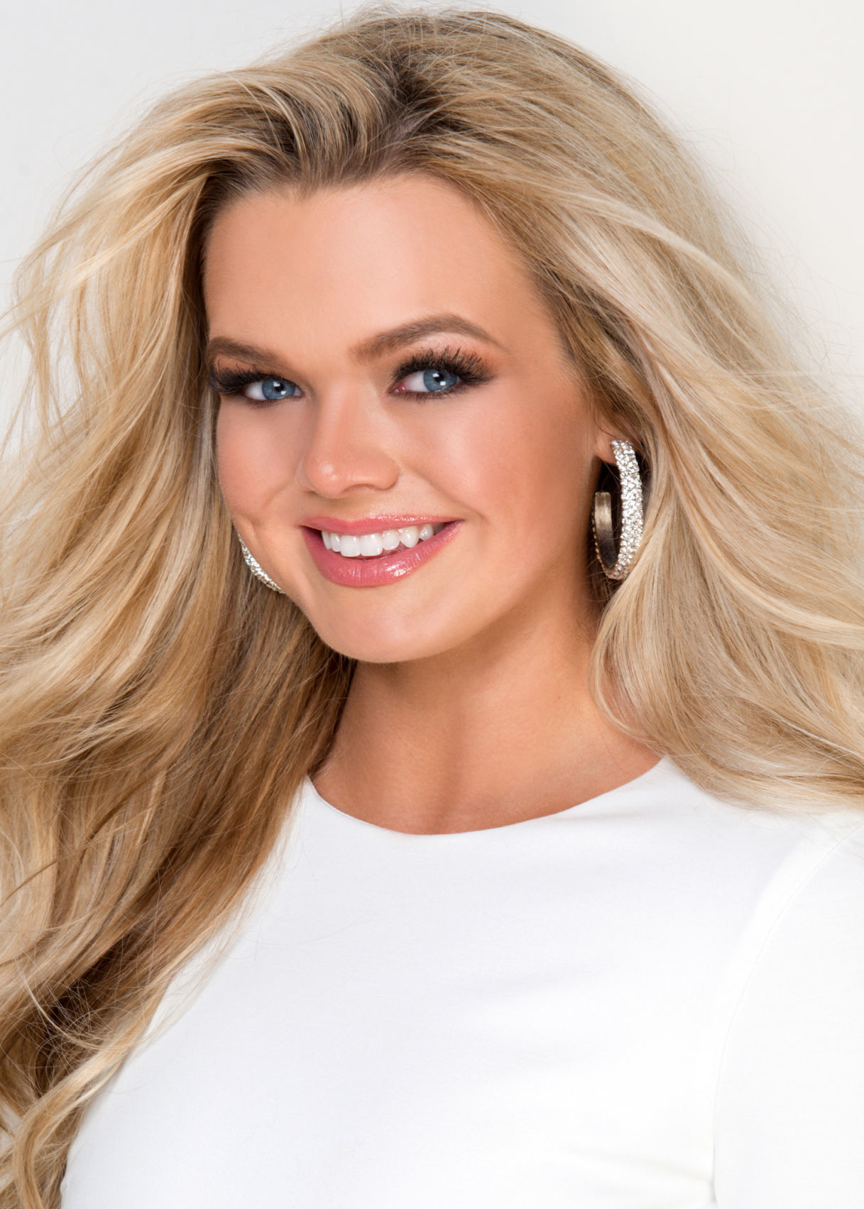Miss Nichols Hills, Catelin Morris